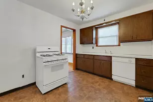 37 Noel Dr, North Arlington, NJ 07031 - Photo 14