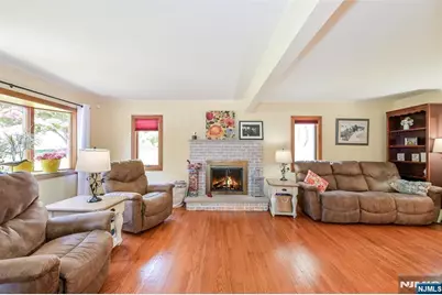 64 Ridge Avenue, Park Ridge, NJ 07656 - Photo 6