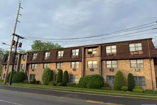 25 Market Street C5, Saddle Brook Township, NJ 07663 - Photo 1