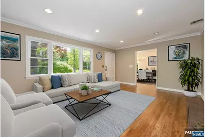 31 Stonefield Road, Glen Rock, NJ 07452 - Photo 2