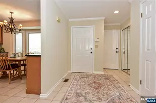 227 Westervelt Ln, Mahwah, NJ 07430 - Photo 8