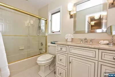 227 Westervelt Lane, Mahwah, NJ 07430 - Photo 28