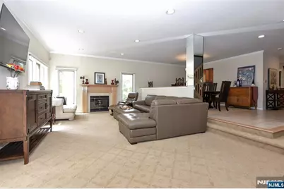 227 Westervelt Lane, Mahwah, NJ 07430 - Photo 16