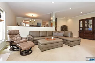 227 Westervelt Lane, Mahwah, NJ 07430 - Photo 18