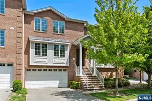 17 Skymark Ct, Upper Saddle River, NJ 07458 - Photo 1