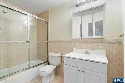 17 Skymark Court, Upper Saddle River, NJ 07458 - Photo 26