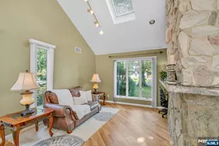28 Pitcairn Ave, Ho Ho Kus, NJ 07423 - Photo 10