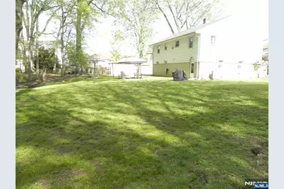 16 Seiler Court, Little Ferry, NJ 07643 - Photo 14
