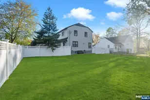 266 Elm Ave, Teaneck Township, NJ 07666 - Photo 26