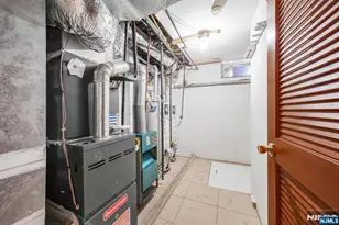 172 Chestnut St, Newark, NJ 07105 - Photo 26