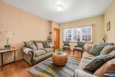 172 Chestnut Street, Newark, NJ 07105 - Photo 4