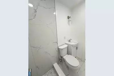 176 Lake Avenue 2 #2, Clifton, NJ 07011 - Photo 6