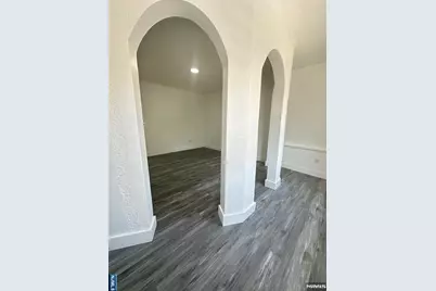176 Lake Avenue 2 #2, Clifton, NJ 07011 - Photo 2