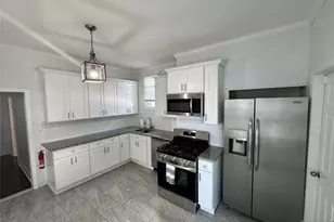 24 Pamrapo Ave 1, Jersey City, NJ 07305 - Photo 12