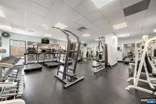 770 Anderson Ave 22F, Cliffside Park, NJ 07010 - Photo 18