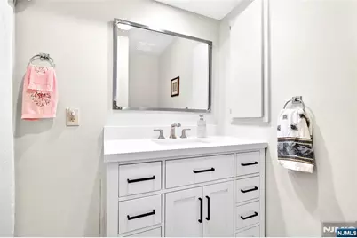 138 Indian Hollow Court, Mahwah, NJ 07430 - Photo 30