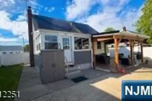 1826 Mildred Ave, Linden, NJ 07036 - Photo 24