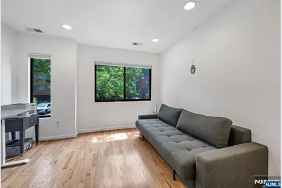 12 Kira Lane, Englewood, NJ 07631 - Photo 18