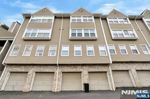 549 Windsor Dr 549, Palisades Park, NJ 07650 - Photo 26
