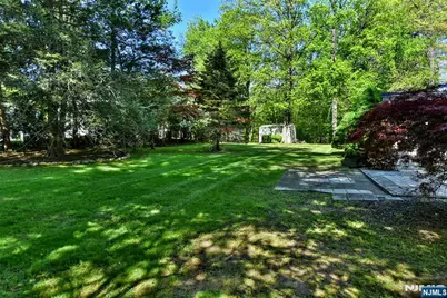 255 Park Avenue, Allendale, NJ 07401 - Photo 26