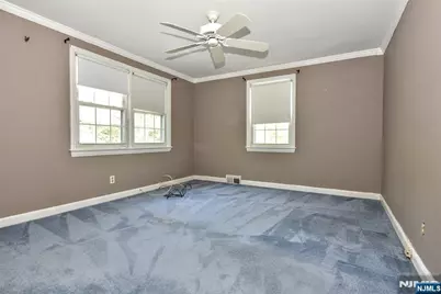 255 Park Avenue, Allendale, NJ 07401 - Photo 18