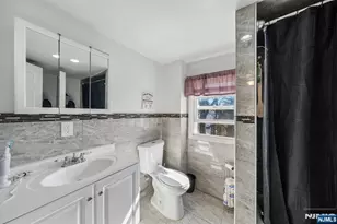416 Frankfort St, Orange, NJ 07050 - Photo 12