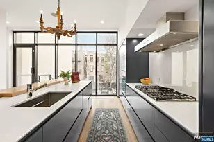 926 Hudson St, Hoboken, NJ 07030 - Photo 14
