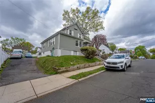 100 Washington Pl, Teaneck Township, NJ 07666 - Photo 6