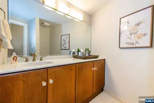 1360 Hamburg Turnpike 402, Wayne, NJ 07470 - Photo 22