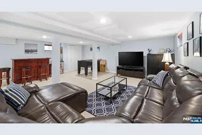 118 Manito Avenue, Oakland, NJ 07430 - Photo 36