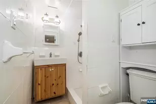 219 72nd St, North Bergen, NJ 07047 - Photo 20