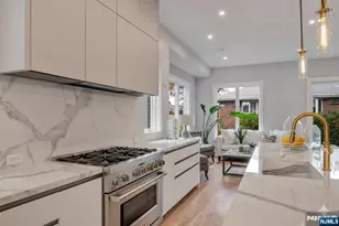 2449 Camner St, Fort Lee, NJ 07024 - Photo 18