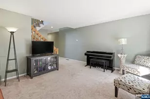 154 Marion Dr, West Orange Township, NJ 07052 - Photo 4