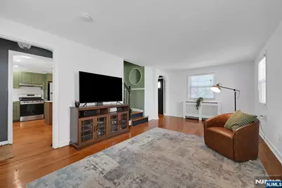 2-05 33rd Street, Fair Lawn, NJ 07410 - Photo 4