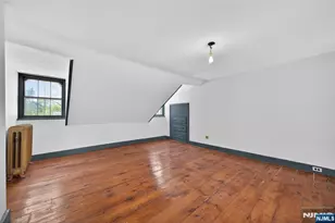 142 Island Rd, Mahwah, NJ 07430 - Photo 22