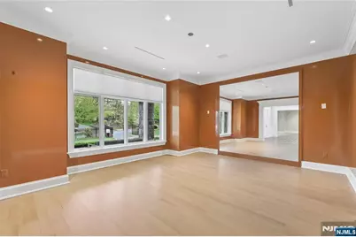 351 Lewelen Circle, Englewood, NJ 07631 - Photo 8