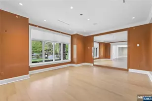 351 Lewelen Cir, Englewood, NJ 07631 - Photo 8