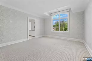 351 Lewelen Cir, Englewood, NJ 07631 - Photo 30
