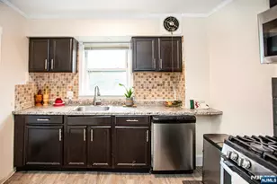 1161 Anna St, Teaneck Township, NJ 07666 - Photo 18