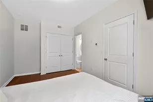 247 Bradley Dr, Wood Ridge, NJ 07075 - Photo 6