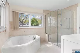 276 Concord Dr, River Edge, NJ 07661 - Photo 28