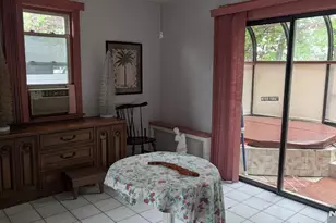 1067 Julia St, Teaneck Township, NJ 07666 - Photo 4