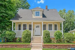 20 Florence Pl, Elmwood Park, NJ 07407 - Photo 1
