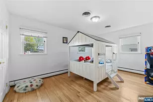 425 Victor St, Saddle Brook Township, NJ 07663 - Photo 16