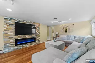 425 Victor St, Saddle Brook Township, NJ 07663 - Photo 8