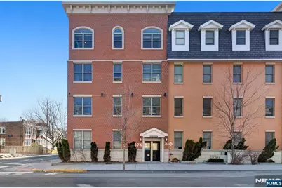 974 Summit, Newark, NJ 07307 - Photo 8
