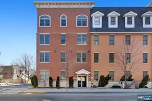 974 Summit, Newark, NJ 07307 - Photo 8