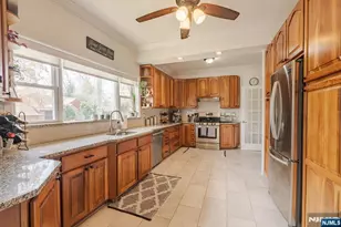 138 Summit Ave, New Milford, NJ 07646 - Photo 10