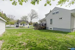 138 Summit Ave, New Milford, NJ 07646 - Photo 34