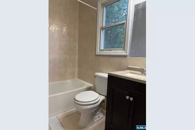 33 N York Street, Paterson, NJ 07524 - Photo 8